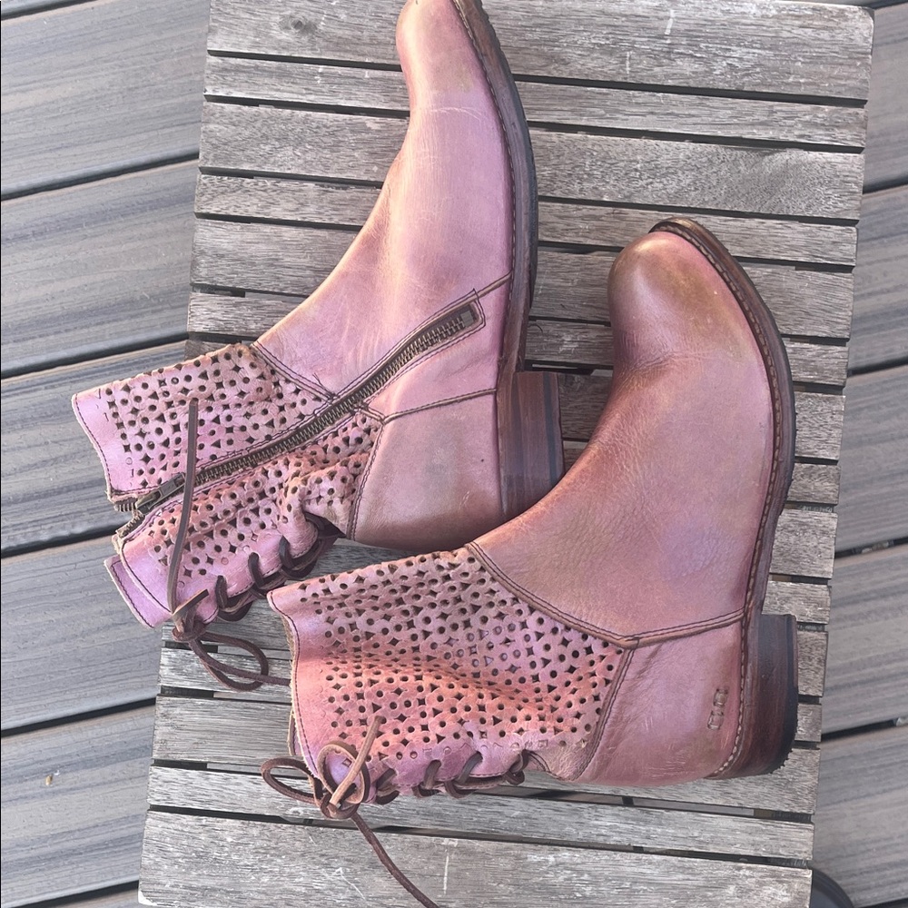 Bed Stu Stylish Dusty Pink Leather Ankle Boots